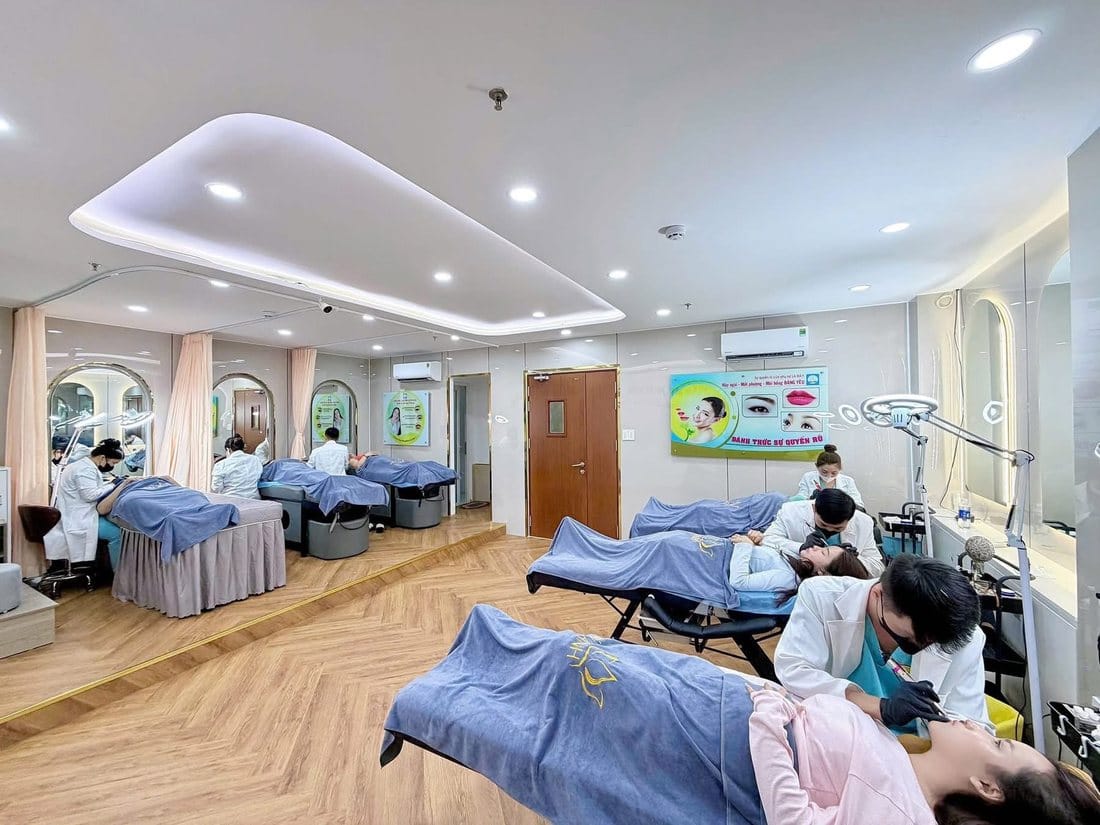Không gian Hoài Anh Quận 1